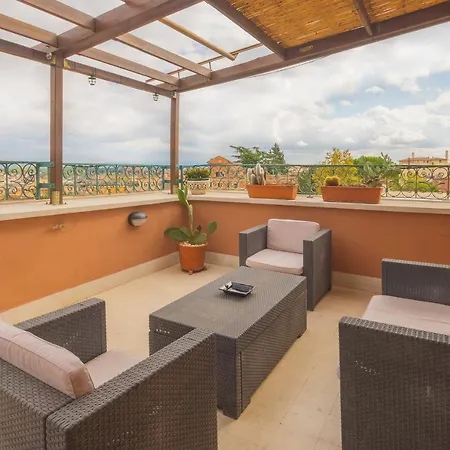 Penthouse Riposo * Rom